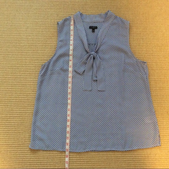 Talbots Blue Sleeveless V-Neck Front Tie Top - LP - Picture 8 of 11